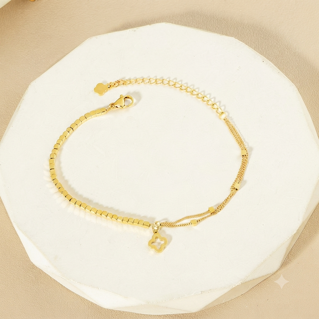 LILY 14K Gold Plated Four Leaf Clover Bracelet — Women's Lucky Fashion Jewelry